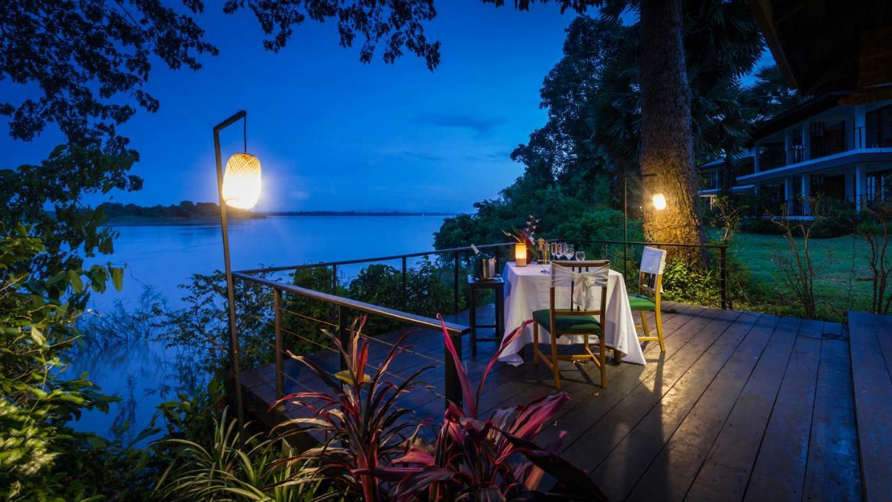 The River Resort Champasak Bagian luar foto