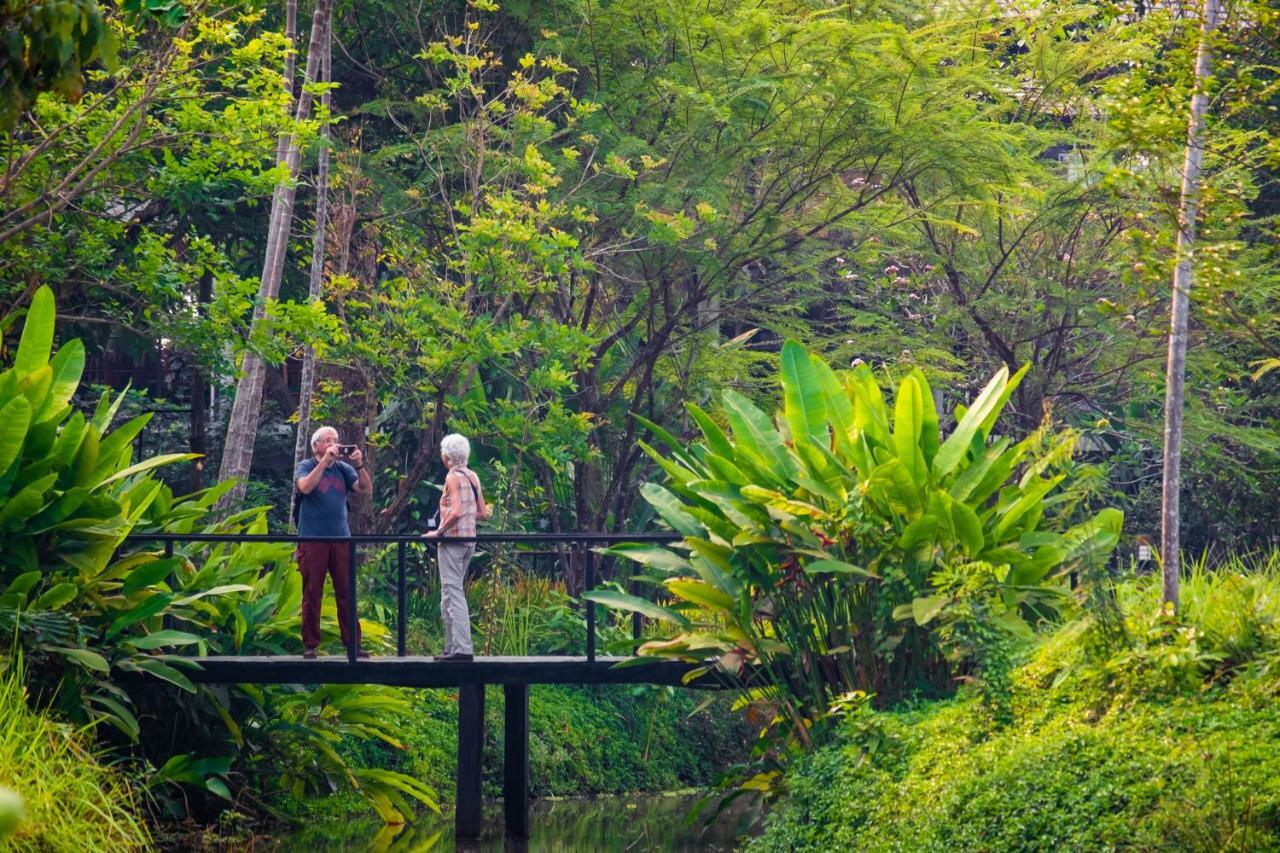 The River Resort Champasak Bagian luar foto